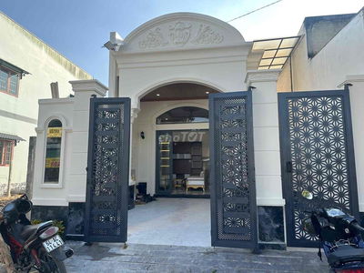 NHÀ TÂN CỔ ĐIỂN GẦN CHỢ VƯỢT LŨ, P.8