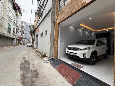 Nhà Thạch Bàn 35m x 6 Tầng, Thang máy, Full nội thất, Ô tô, Kinh Doanh