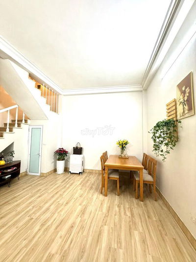 BÁN NHÀ PHỐ - LÔ GÓC 2 THOÁNG GẦN HỒ DT40M * 4 TẦNG * MT5M GIÁ 12TỶ