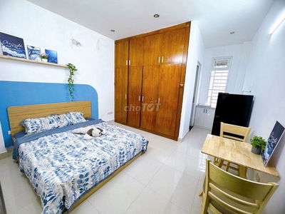 CHDV mới full nội thất cửa sổ trời ngay ĐH Nguyễn Tất Thành, Vườn Lài