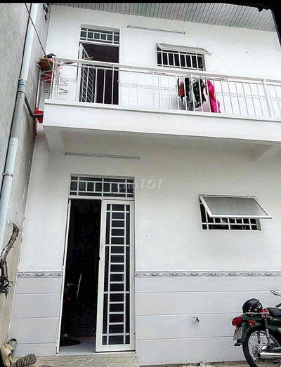 bán 1.7 tỷ nhà 2 tầng sổ hồng h40m2