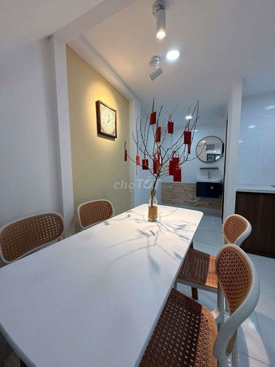 NHÀ SÁT PHẠM ĐĂNG GIẢNG  30 M GIÁ NHỈNH 3 TY