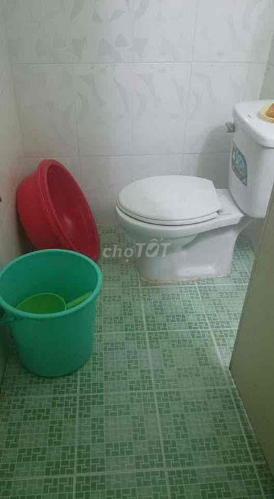 cho nữ thuê phòng