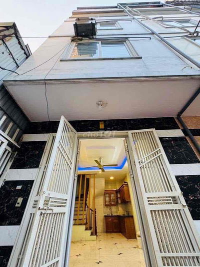 NHÀ ĐẸP PHỐ TAM TRINH CHỈ VIỆC XÁCH VALI VỀ Ở