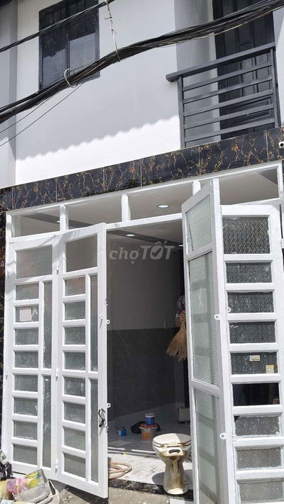 Bán nhà đường liên khu 4/5 bình chánh