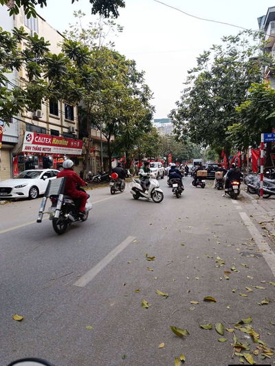 Bán Nhà Khâm Thiên 31.8m2 4 Tầng Lô Góc Ngõ Thông Nhỉnh 5 tỷ