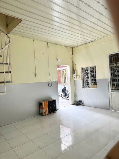 Nhà nguyên căn mới sơn sửa hẻm cụt miễn phí 2 tuần tết âm lịch