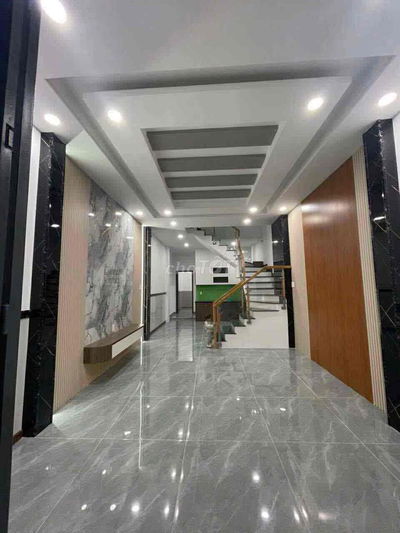 Cho thuê nhà nguyên căn gần ngã tư ga