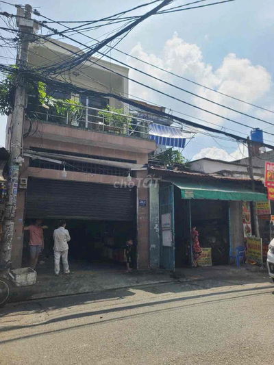 cho thuên nhà Mt chợ Trần Quang Cơ