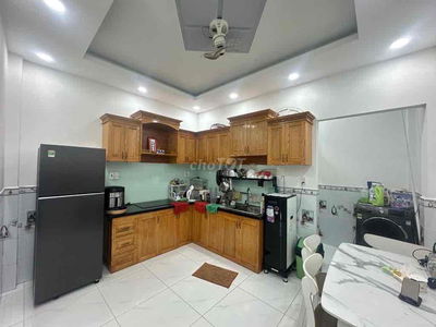 HƠN 3 TỶ- CĂN GÓC - XE HƠI NGỦ TRONG NHÀ- TCH- Q12