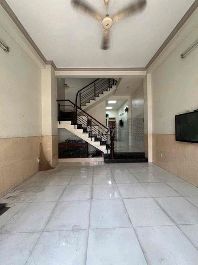 Nhà MT Cho Thuê Phù hợp Ở Kinh Doanh vị trí đẹp