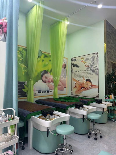 SANG NHƯỢNG TIỆM SPA / MẶT BẰNG ĐẸP . TÂN BÌNH.
