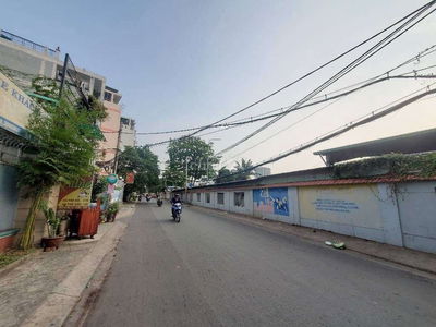 Mặt Tiền qlộ 13,85m2, sát bến xe miền Đông,SHRD,tiện xây mới,Đất hiếm,