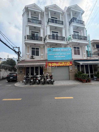 BÁN NHÀ GÓC 2 MẶT TIỀN KINH DOANH SAU GIGAMALL