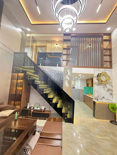 BÁN NHÀ 2 LẦU NGAY VÀNH ĐAI 2 , 5.2 X 12 , HXH , THỦ ĐỨC , CHỈ HƠN 5 T