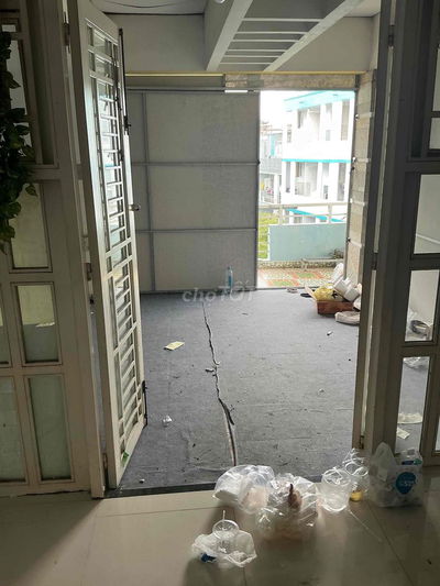 Phòng lớn đường Bùi Đình Tuý