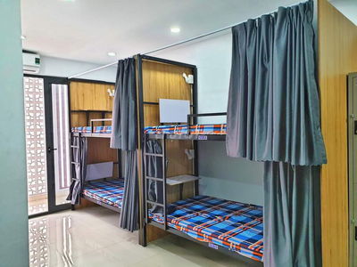 KTX Nam CAO CẤP - Phòng 4 người, cách Bưu Chính Viễn Thông chỉ 450m