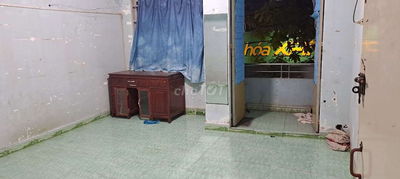 CHO NỮ THUÊ PHÒNG Ở TẦNG 1 ( CUỐI THÁNG DỌN VÀO ĐƯỢC)