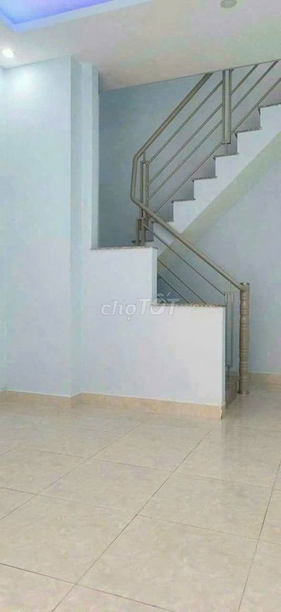 Bán nhà hẻm Âu Cơ sát Nhà Hàng Nam Bộ, 4.1 x 10m, 1 lầu, chỉ 3.9 tỷ TL