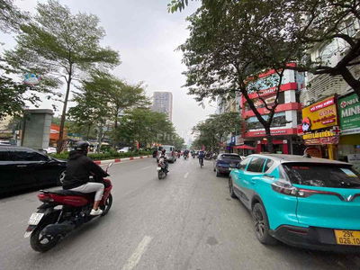 NHÀ MẶT PHỐ CHÍNH LỚN CHỈ 15,X TỶ HIẾM CẦU GIẤY