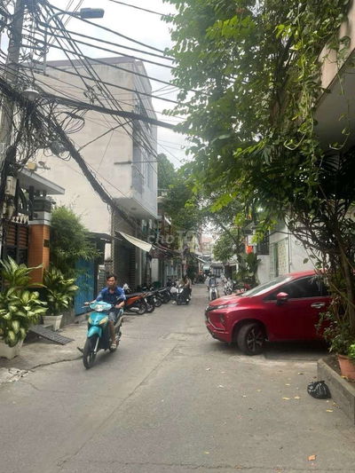 CHDV VŨ TÙNG - 8PN DÒNG TIỀN 70TR-TH -Ô TÔ TRƯỚC CỬA- 11,9TỶ