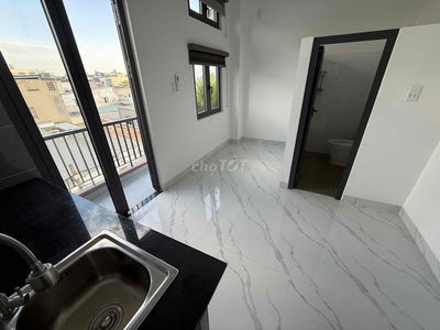 Khai trương p mới 2tr5-3tr7 20-35m2 cửa sổ ban công