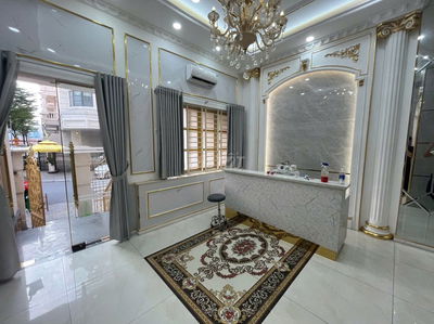 Cho thuê nguyên căn Cityland căn góc có thang máy chỉ 55tr