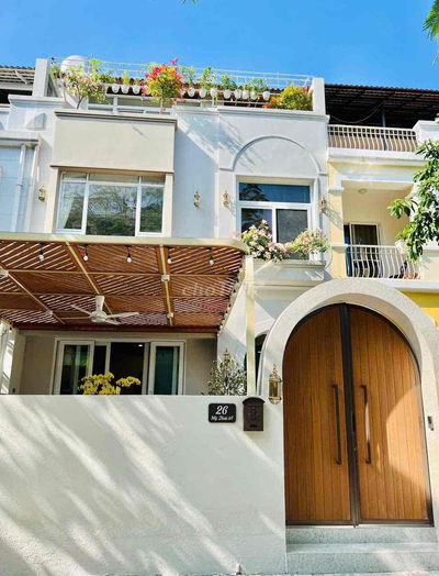 CHO THUÊ BIỆT THỰ PHÚ MỸ HƯNG, 4PN, 4WC, FULL NT, 55 TRIỆU/ THÁNG