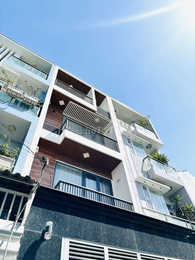 _NHÀ PHỐ HẺM XE HƠI 1/_TRỆT 3 LẦU 4,2 X 17,5M_5PN 6WC_QUANG TRUNG P8_