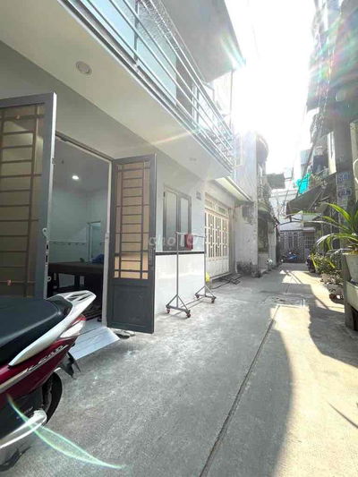 🏡 Nhà 2 Tầng – Gần AEON TP – Chỉ Hơn 2 Tỷ - 2PN