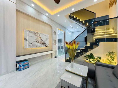 3 BƯỚC LÊN Ô TÔ 3 TẦNG FULL NỘI THẤT GẦN EMART 2