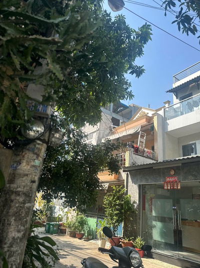 CHỈ HƠN 70TR /M2 CÓ NHÀ 2 TẦNG -72M2 -SÁT MT HƯƠNG LỘ 2-4 XÃ -HXH 7M