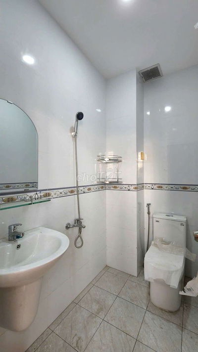 Phòng trọ mặt tiền đường 79