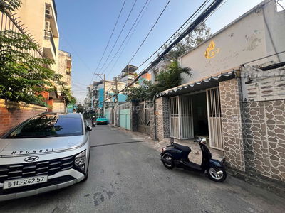 Cho Thuê nhà. Phường Tân Sơn nhì : 5,5 x 10 M đúc lửng : Hẻm 8 M