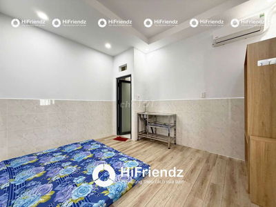 Phòng trọ có máy lạnh, nội thất cơ bản khu Tên Lửa, ngay gần AEON Mall