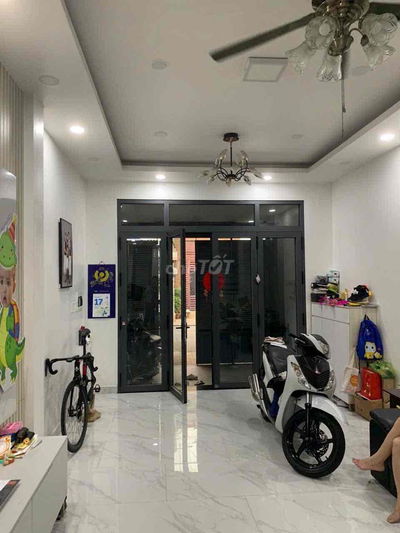 MẶT TIỀN KHU HỌ LÊ - 4PN - NHÀ ĐẸP - 20TR