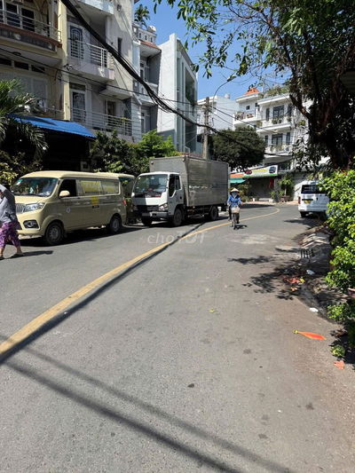 Nhà 1 lầu hxh đường cách mạng DT:4,3 x 28m giá 7,6 tỷ