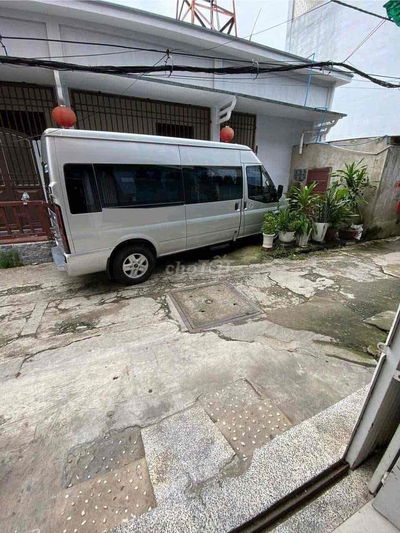 Nhà hẻm xe tải, DT 4m x9,5m, trệt + 3 lầu, 3PN, Nơ Trang Long