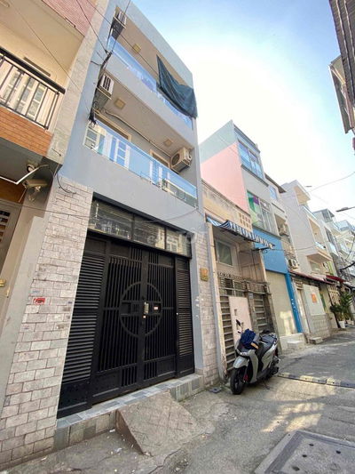 HXH 6m -  3 tầng - 4 PN - gần 50m2 - hơn 6 tỉ