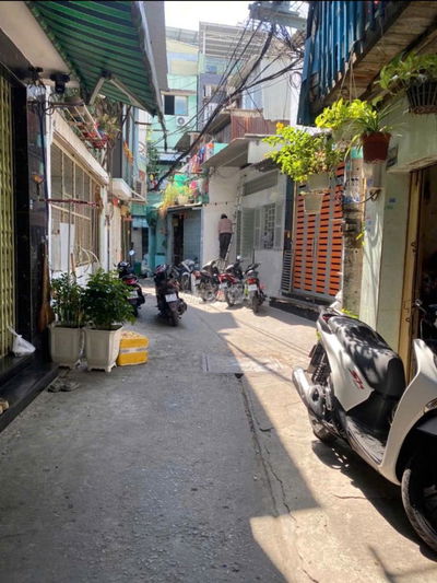 Nhà hẻm 3m Bình Tiên P8 Quận 6 - 6,5tr