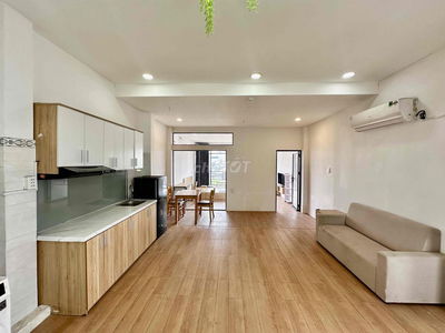 Căn Hộ 1 Phòng Ngủ 80m2 Full Nội Thất Ban Công Phú Nhuận