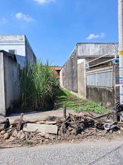 Đất sổ riêng mặt tiền đường gần nhà thờ Tân Đông