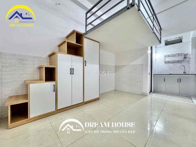 CHDV MỚI XÂY NEW 100% - GẦN NGÃ TƯ 4 XÃ