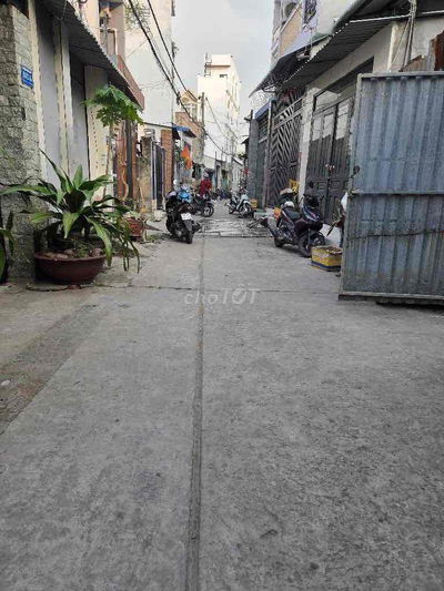 GIÁ : 4 TỶ 950 ( TL ) NHÀ 2 TẦNG ( 82m2 ) NGANG 4M, NỞ HẬU 5M