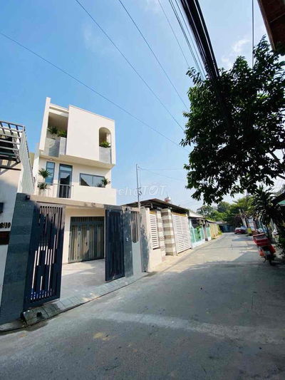 NHÀ 1 TRỆT 2 LẦU | HẺM 288 HUỲNH VĂN LUỸ - PHÚ LỢI