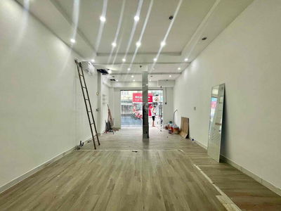 MB Tầng Trệt Ngay Mặt Tiền Đường Đông Đúc - Phù Hợp Làm Văn Phòng, Spa