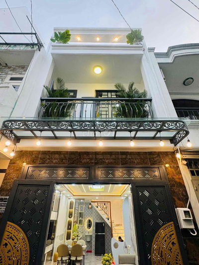 BÁN NHÀ NHỈNH 4 TỶ- HẺM XE HƠI- GẦN EMART GÒ VẤP