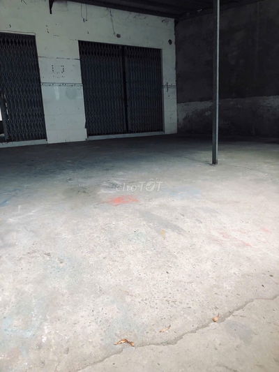 nhà 9x18m,gác lửng,đường tây lân giá 9tr500