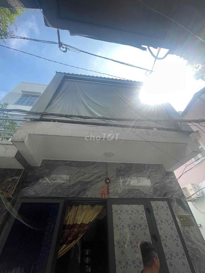 nhà mới ngay bến xe miền tây sử dụng 64m2