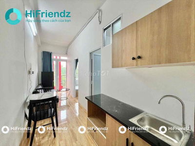 CHO THUÊ 2 PHÒNG NGỦ BAN CÔNG FULL NỘI THẤT GẦN TRƯỜNG CHINH